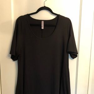Solid black Lularoe Perfect